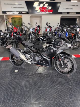 KAWASAKI NINJA 400 KAWASAKI NINJA 400
